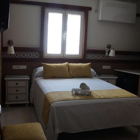 Hostal La Conilena Conil De La Frontera Eksteriør bilde