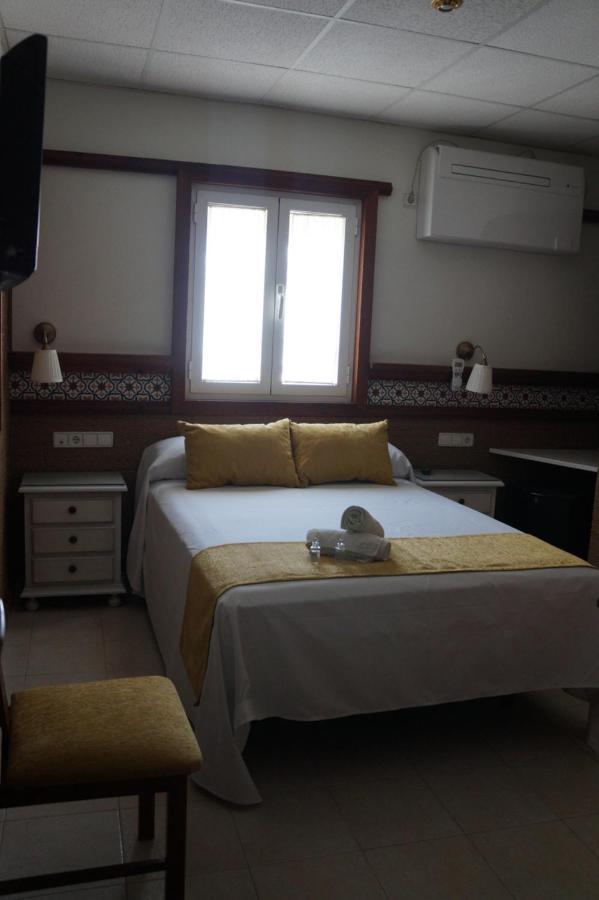 Hostal La Conilena Conil De La Frontera Eksteriør bilde