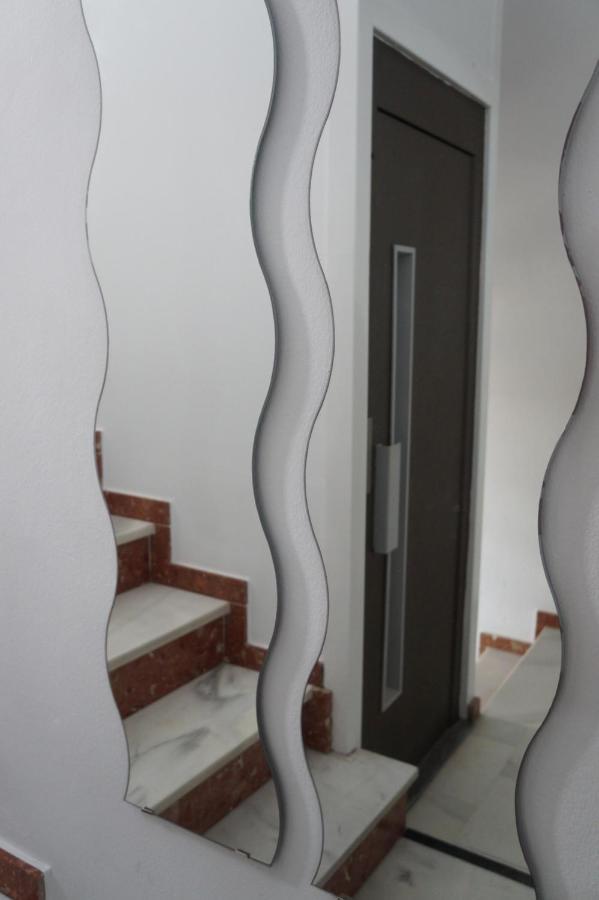 Hostal La Conilena Conil De La Frontera Eksteriør bilde