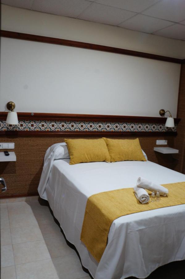 Hostal La Conilena Conil De La Frontera Eksteriør bilde