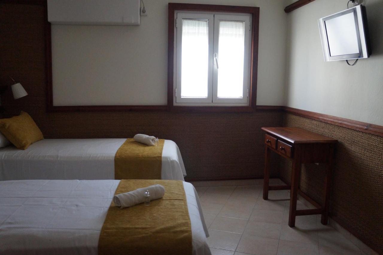 Hostal La Conilena Conil De La Frontera Eksteriør bilde