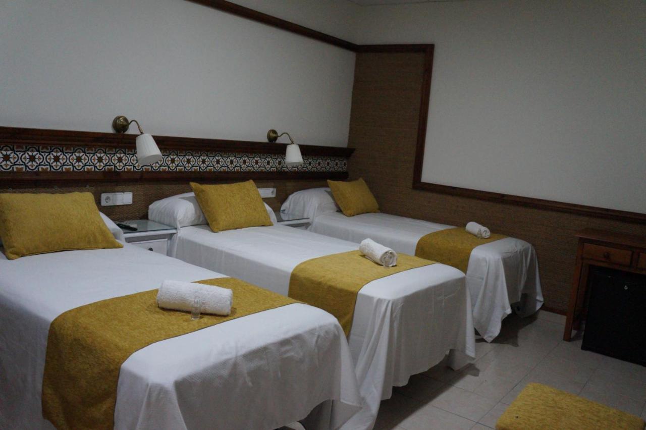Hostal La Conilena Conil De La Frontera Eksteriør bilde