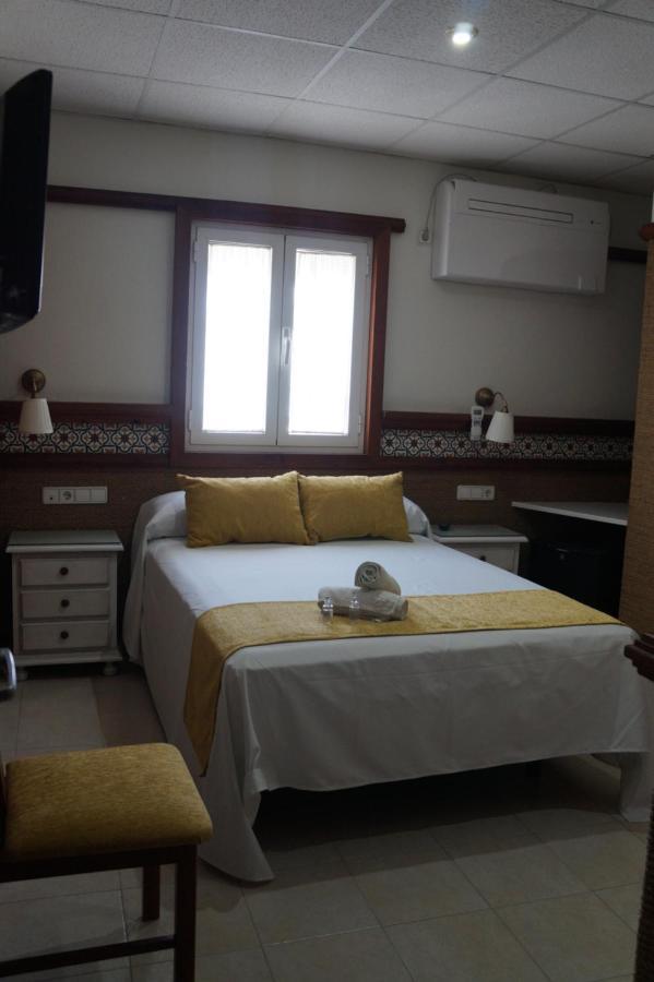 Hostal La Conilena Conil De La Frontera Eksteriør bilde